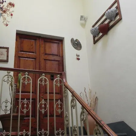 Villino Degli Artisti Отель типа 